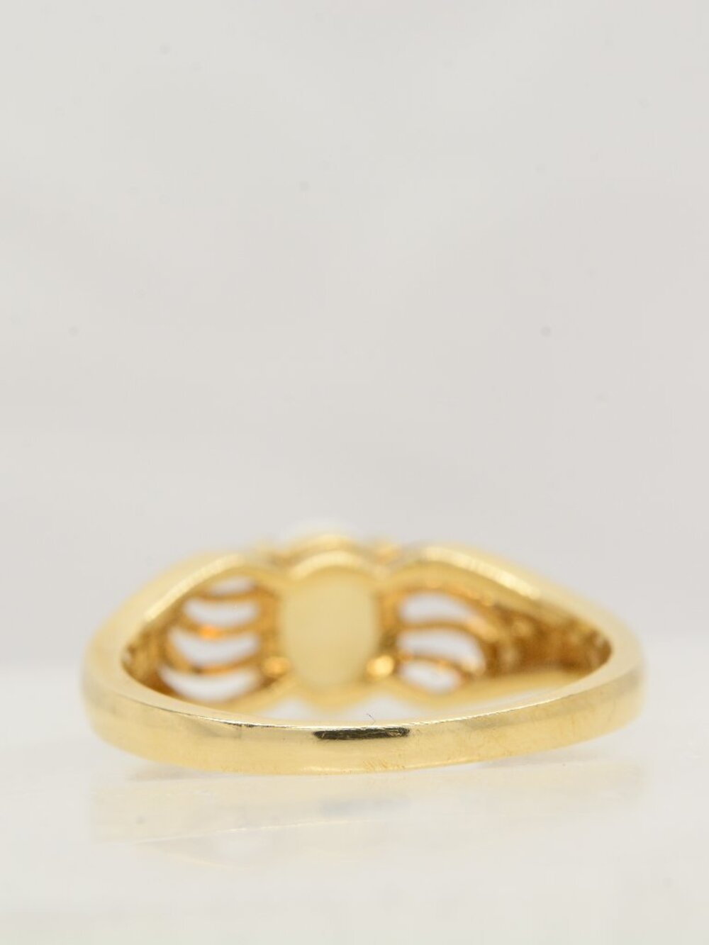 10K Yellow Gold Ring - Picture 3 of 4